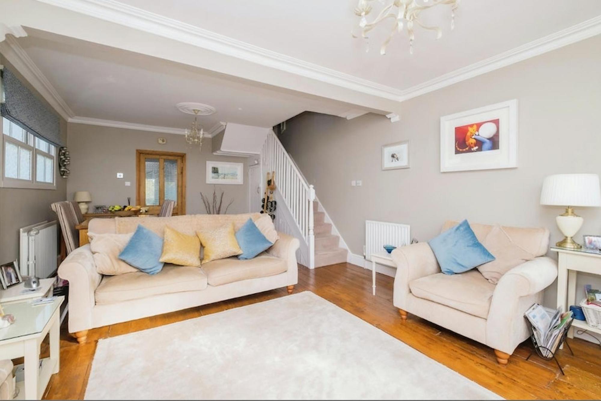 3 Bedroom Cottage In Sunninghill, Ascot Exterior photo